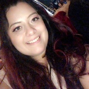 Meet your Posher, Yvette